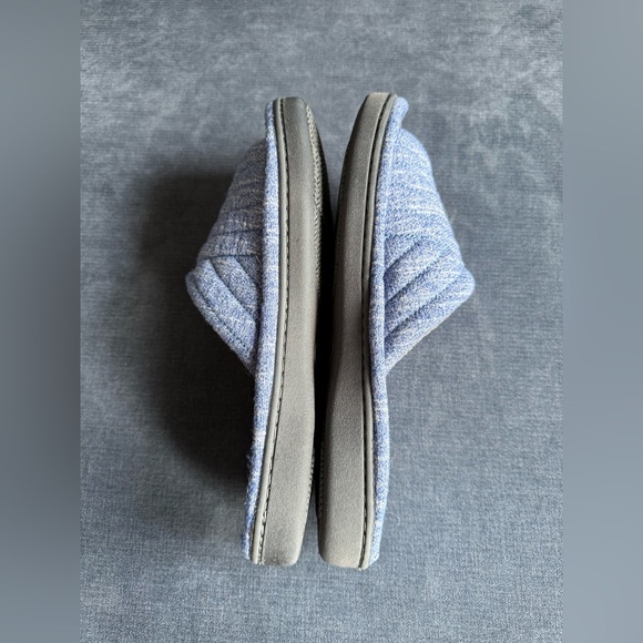 Isotoner Andrea Slide Slip On Women’s Slippers SZ 9.5-10 Light Blue Cushioned - Picture 6 of 8